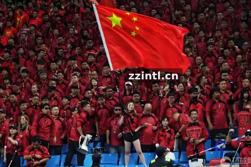 从网吧青训到城市联赛：一位上单选手的三年英雄池拓荒记